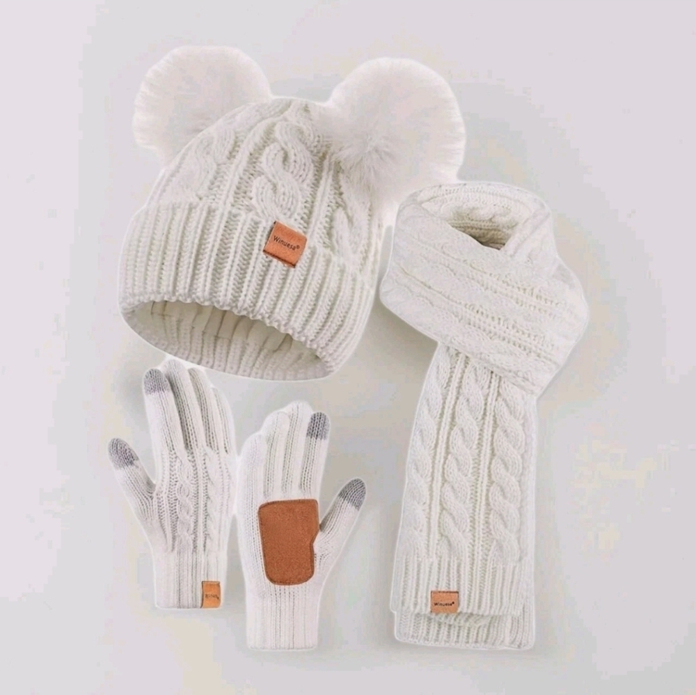 Winter Beanie PomPom Hat Scarf Gloves White Super Soft Viral Cozy Set NEW